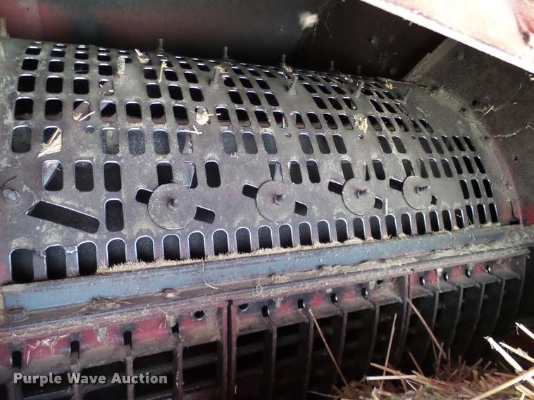 image for item DA6849 1987 Case IH 1680 RWA combine