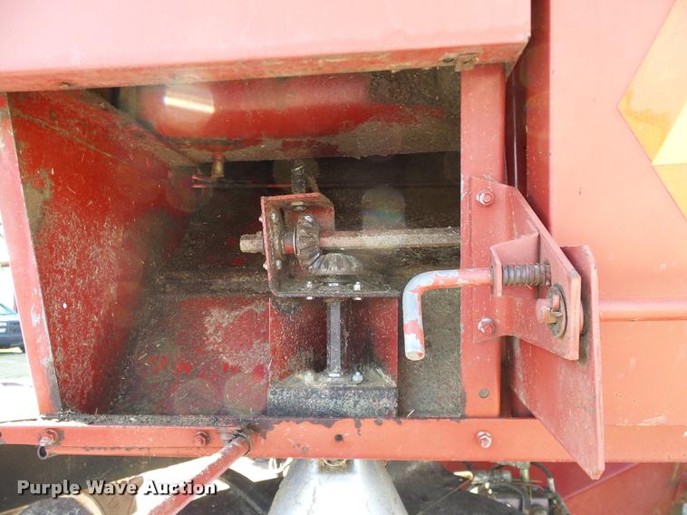 image for item DA6849 1987 Case IH 1680 RWA combine