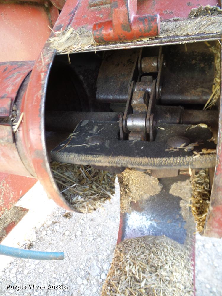 image for item DA6849 1987 Case IH 1680 RWA combine