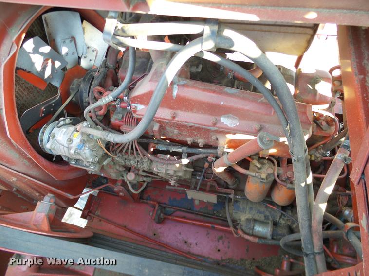 image for item DA6849 1987 Case IH 1680 RWA combine