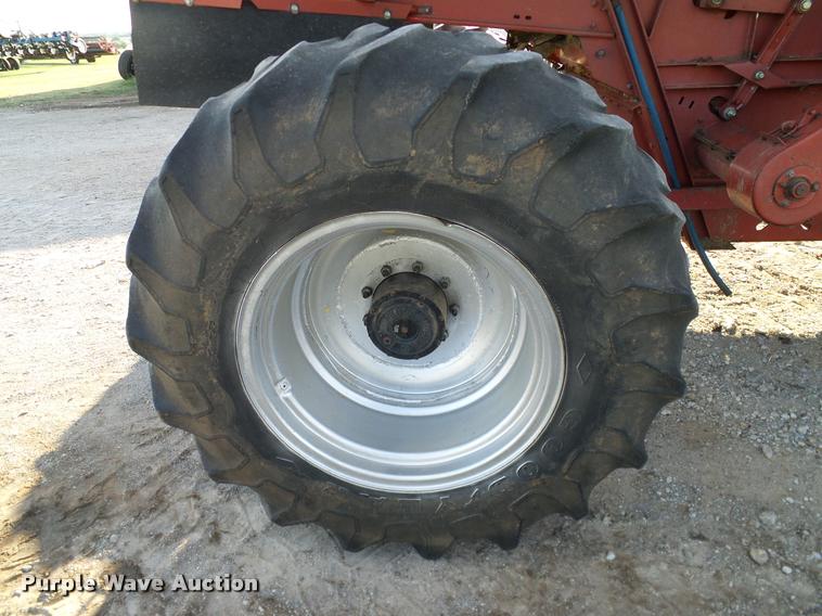 image for item DA6849 1987 Case IH 1680 RWA combine