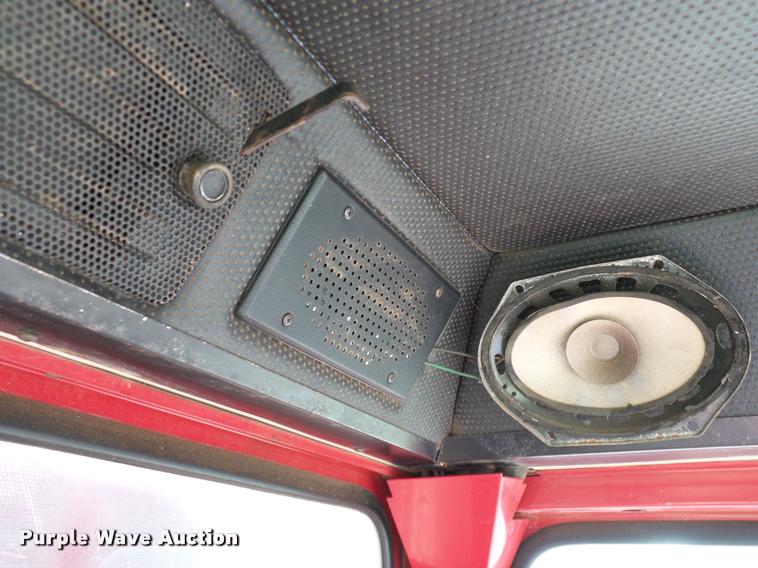 image for item DA6850 1980 International 1480 combine
