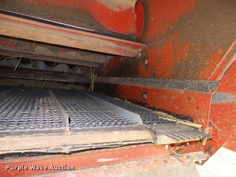 image for item DA6850 1980 International 1480 combine