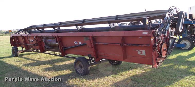 image for item DA6852 1996 Case IH 1010 rigid head