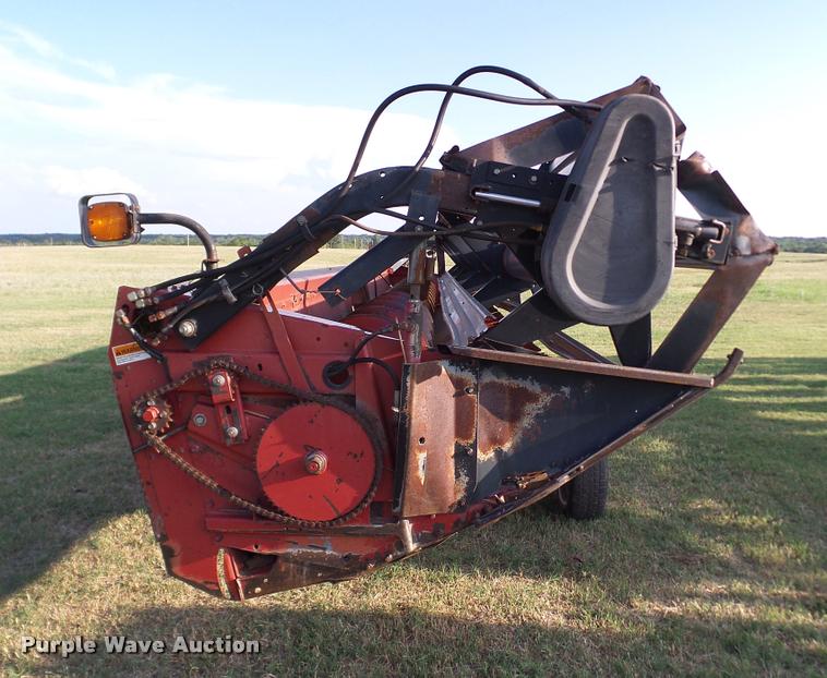 image for item DA6852 1996 Case IH 1010 rigid head