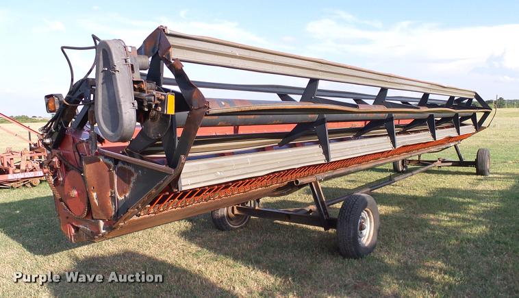 image for item DA6852 1996 Case IH 1010 rigid head