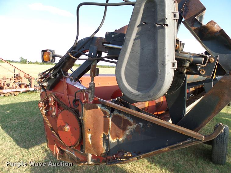 image for item DA6852 1996 Case IH 1010 rigid head