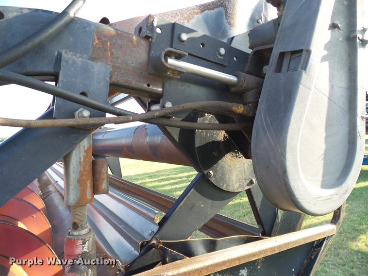 image for item DA6852 1996 Case IH 1010 rigid head