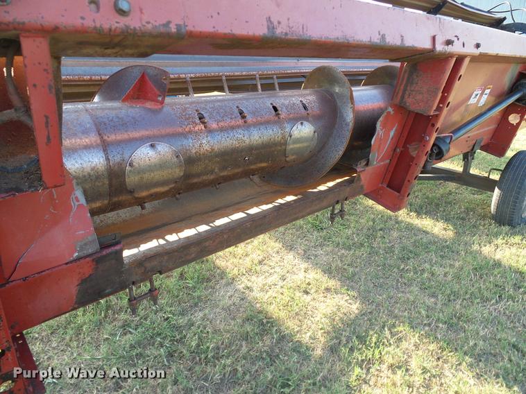 image for item DA6852 1996 Case IH 1010 rigid head