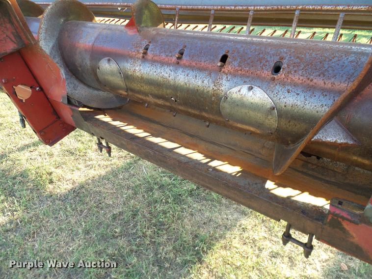 image for item DA6852 1996 Case IH 1010 rigid head