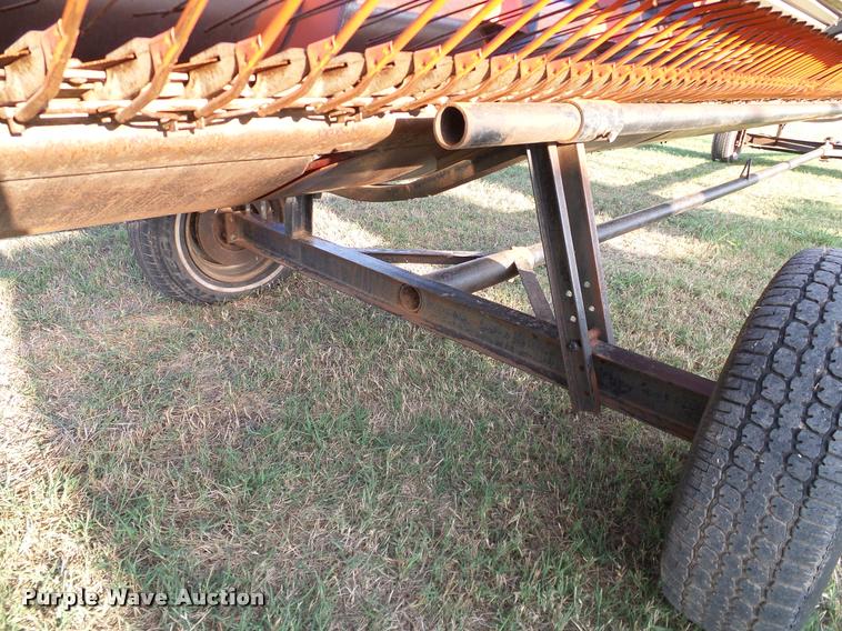 image for item DA6852 1996 Case IH 1010 rigid head
