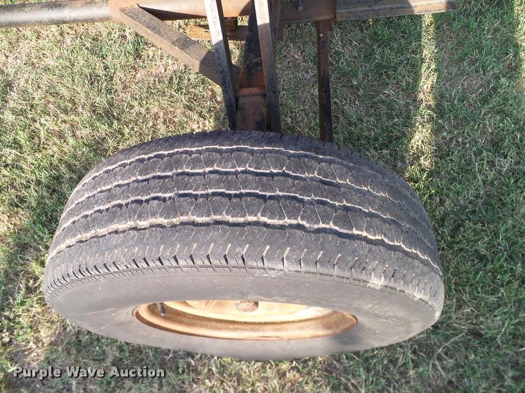 image for item DA6852 1996 Case IH 1010 rigid head