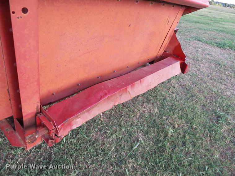 image for item DA6853 International 810 rigid head