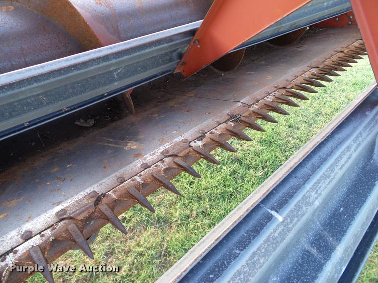 image for item DA6853 International 810 rigid head