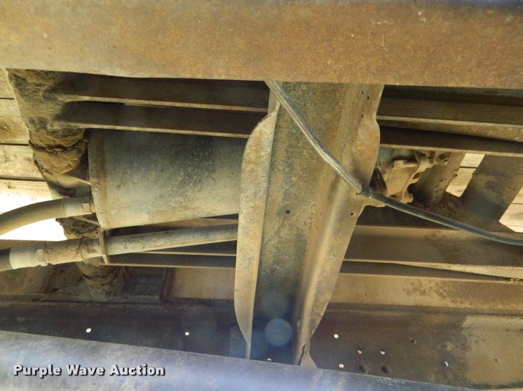 image for item DB1095 1964 International 1600 grain truck