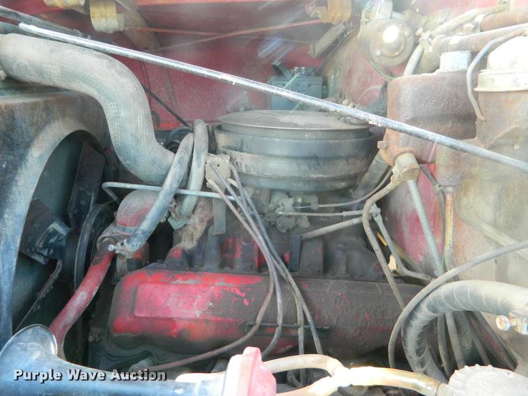 image for item DB1095 1964 International 1600 grain truck