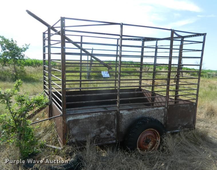 image for item DB1096 Livestock transport trailer
