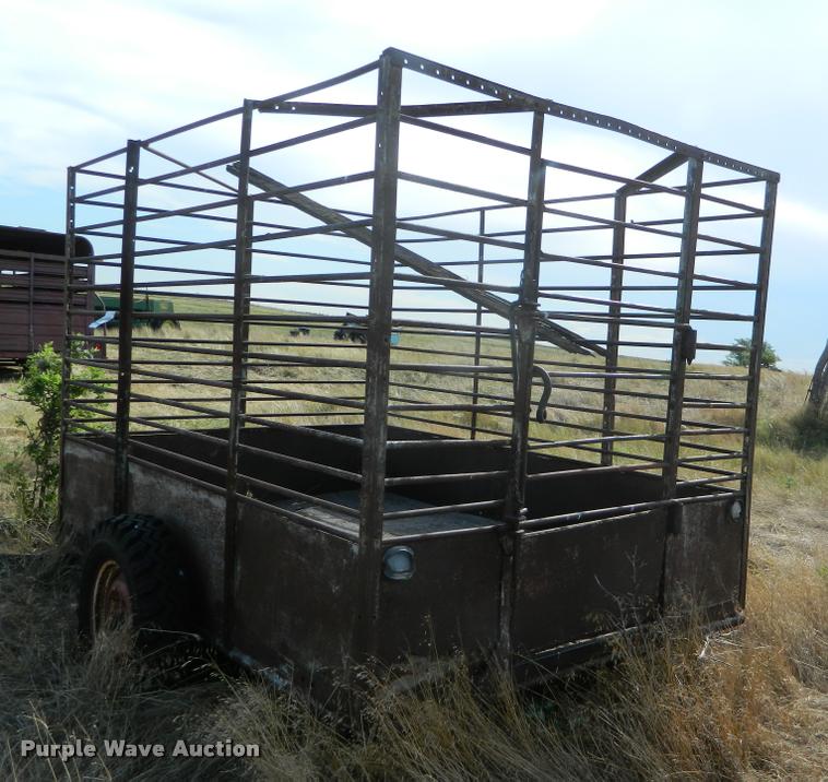 image for item DB1096 Livestock transport trailer