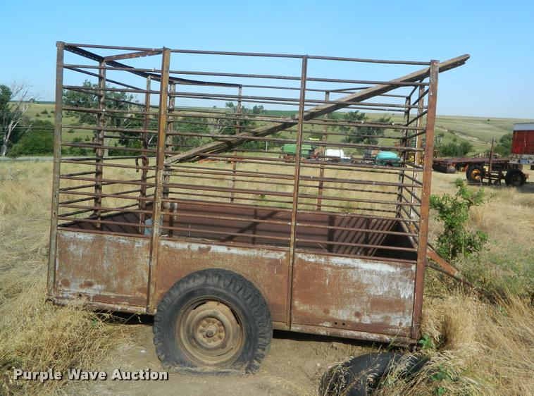 image for item DB1096 Livestock transport trailer