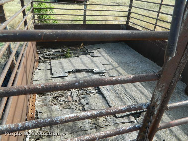 image for item DB1096 Livestock transport trailer