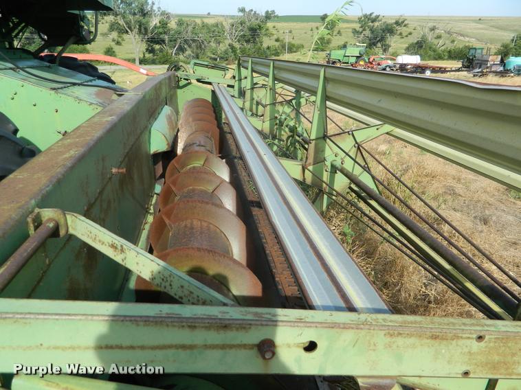 image for item DB1097 John Deere 105 combine