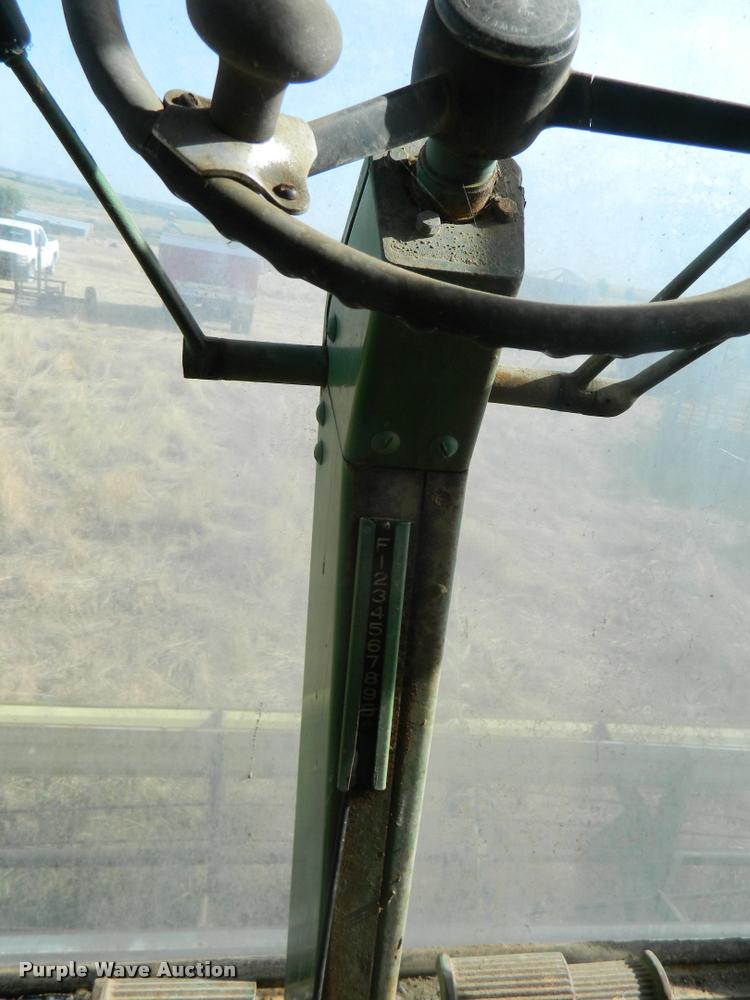 image for item DB1097 John Deere 105 combine