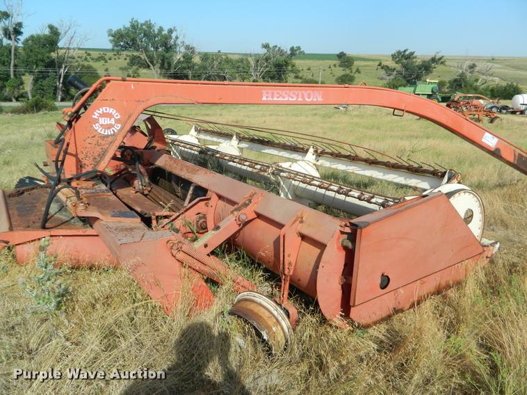 image for item DB1098 Hesston 1014 Hydroswing windrower