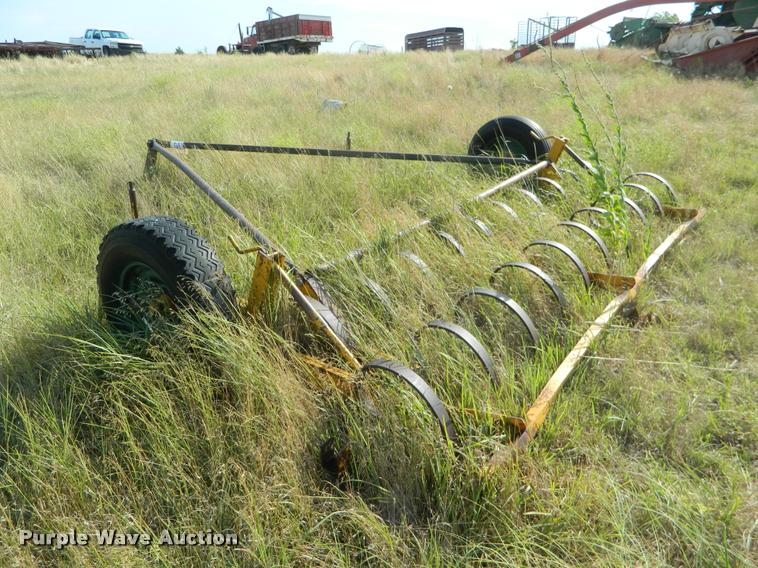 image for item DB1099 Spring tooth harrow