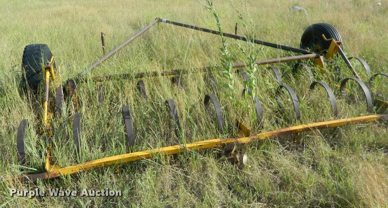 image for item DB1099 Spring tooth harrow