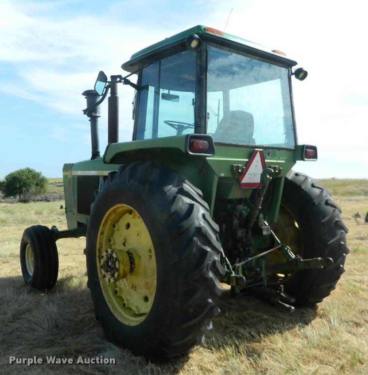 image for item DB1104 1976 John Deere 4430 tractor
