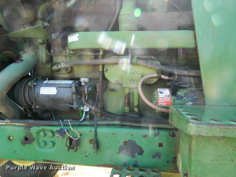 image for item DB1104 1976 John Deere 4430 tractor