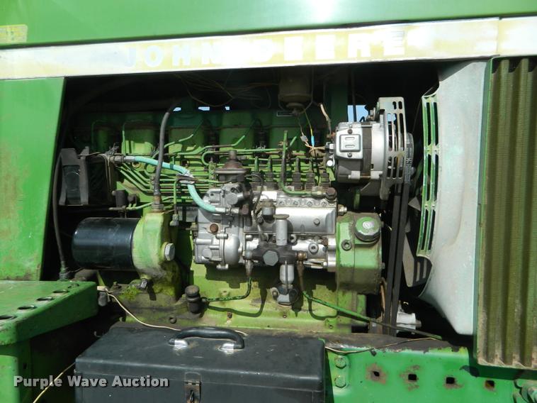 image for item DB1104 1976 John Deere 4430 tractor