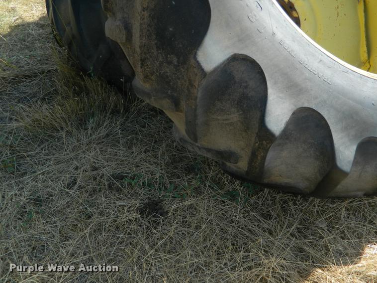 image for item DB1104 1976 John Deere 4430 tractor