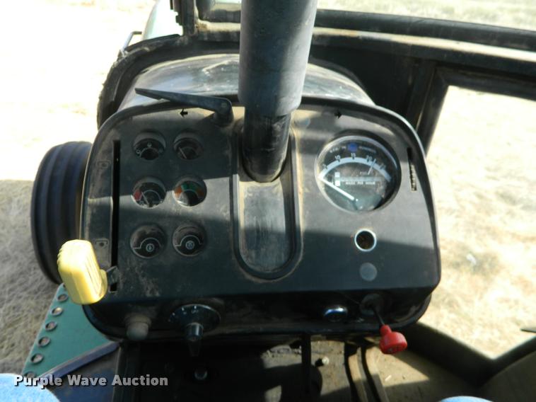 image for item DB1104 1976 John Deere 4430 tractor