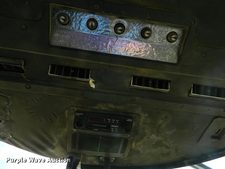 image for item DB1104 1976 John Deere 4430 tractor