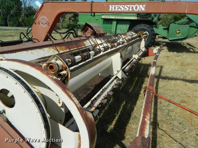 image for item DB1105 Hesston 1014 Hydroswing windrower