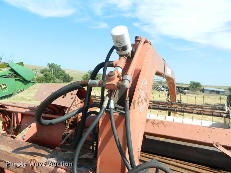 image for item DB1105 Hesston 1014 Hydroswing windrower