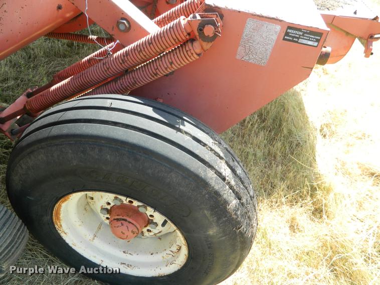 image for item DB1105 Hesston 1014 Hydroswing windrower