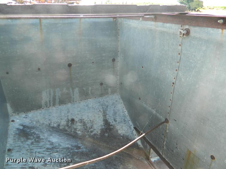 image for item DB1111 Combine bin trailer