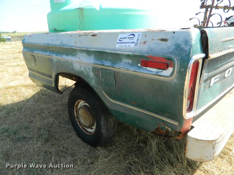 image for item DB1112 Ford pickup bed water trailer