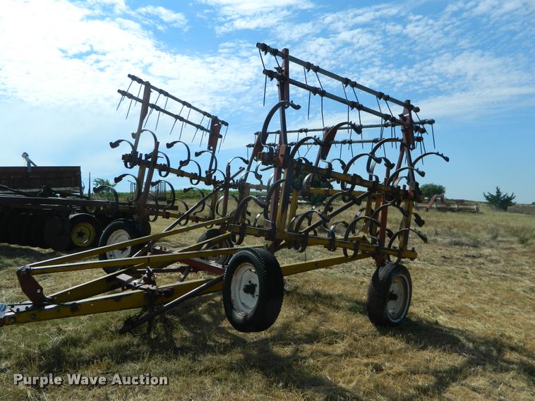 image for item DB1113 Kent spring tooth harrow