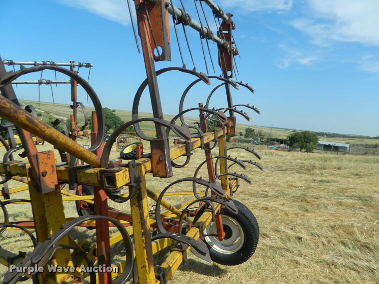 image for item DB1113 Kent spring tooth harrow
