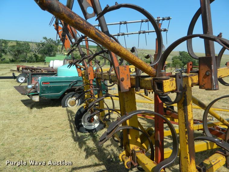 image for item DB1113 Kent spring tooth harrow