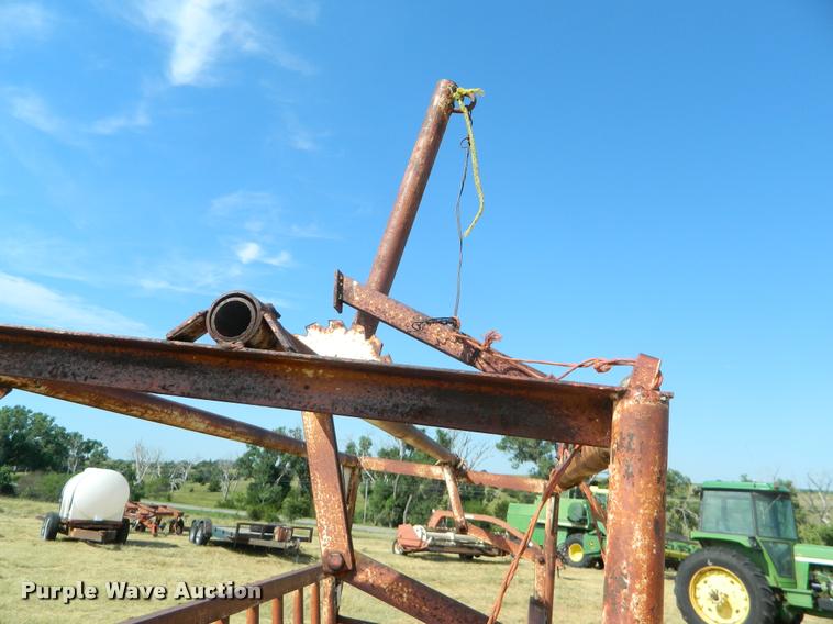 image for item DB1115 Squeeze chute