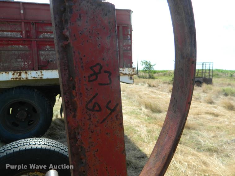 image for item DB1118 Bale buggy