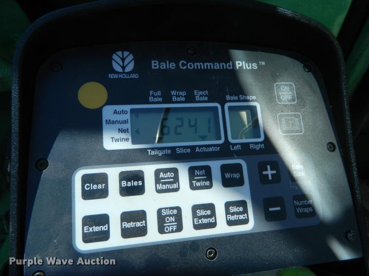 image for item DB1122 2010 New Holland BR7090 round baler