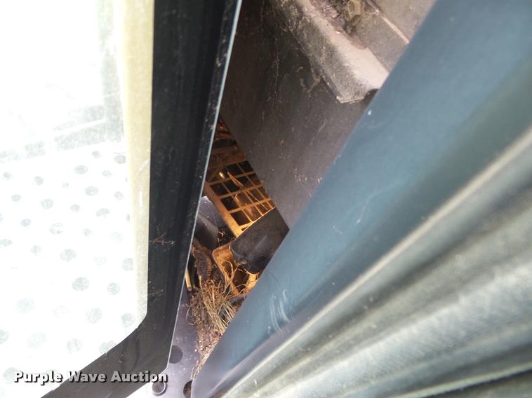 image for item DB2709 2002 Lexion 480R combine