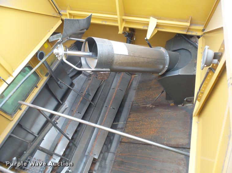 image for item DB2709 2002 Lexion 480R combine