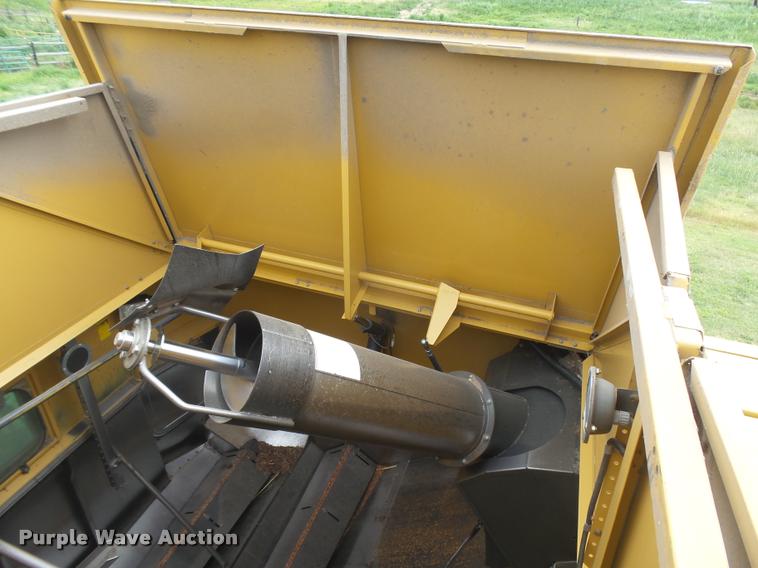 image for item DB2709 2002 Lexion 480R combine