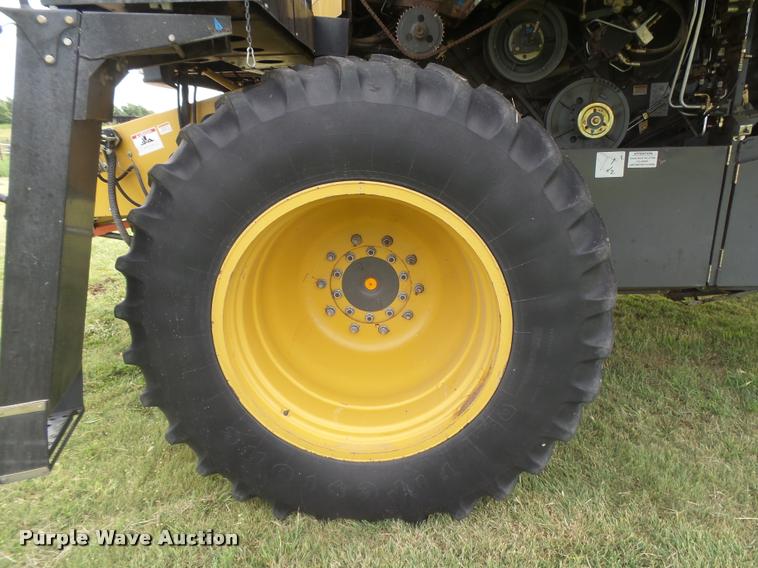 image for item DB2709 2002 Lexion 480R combine
